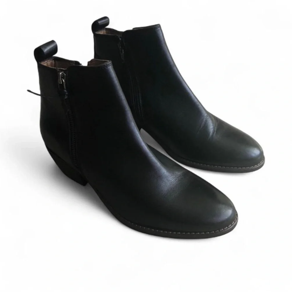 Journee Signature Womens Black Genuine Leather Charlotte Ankle Bootie Size 9